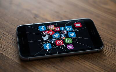 Social network: come garantire la democrazia attraverso un cambiamento necessario