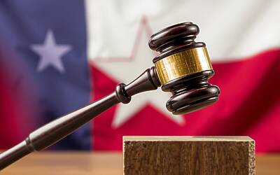 Texas difende l'obbligo di identificazione per l'accesso alla pornografia alla Corte Suprema