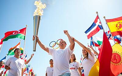 Carolina Kostner e il tedoforo: scopri la storia dietro il simbolo olimpico
