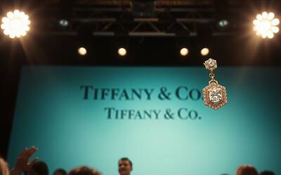 Orecchini di Elodie: scopri il costo e lo stile nella serata di Sanremo