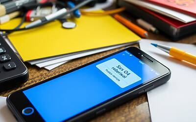 Abbonamenti dimenticati: strategie per risparmiare e non pagare più inutilmente