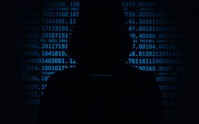 Chi ha osservato il direttore di Fanpage e perché? Analisi dei fatti recenti