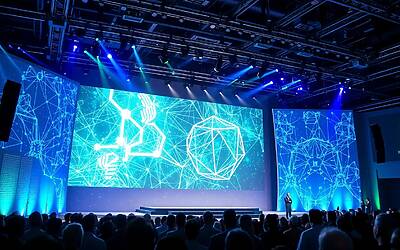 Festival AI, come l'intelligenza artificiale sta trasformando il business moderno