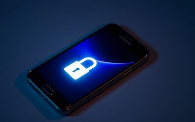 Vulnerabilità dei dispositivi Samsung Galaxy e rischi per la privacy degli utenti