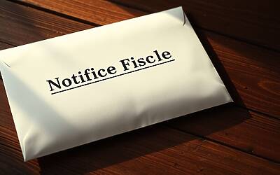 Domicilio fiscale all'estero: ecco come il Fisco ti rintraccia anche lontano