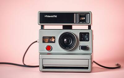 Polaroid presenta il nuovo dispositivo per correggere errori nelle fotografie istantanee