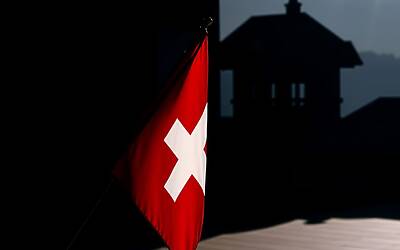 Svizzera adotta nuove sanzioni UE contro media russi per limitare propaganda e disinformazione