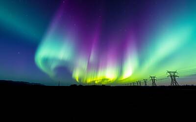 Tempesta solare intensa con blackout e spettacolari aurore boreali in arrivo