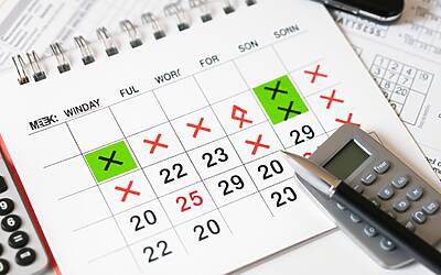 Bonus tredicesima nel 730 come calcolare giorni lavorativi tra ferie, riposi e permessi annuali