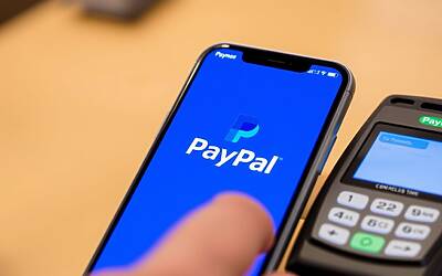 PayPal introduce pagamenti contactless NFC su iPhone: novità iniziano dalla Germania per transazioni rapide
