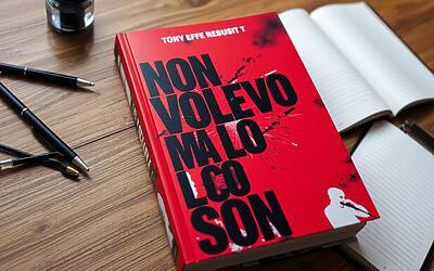 Tony Effe presenta il suo primo libro con titolo ufficiale e data di uscita dettagliata