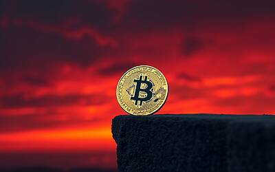 Bitcoin rischio calo sotto 100.000 dollari aumento stanchezza mercato e prospettive prezzo futuro