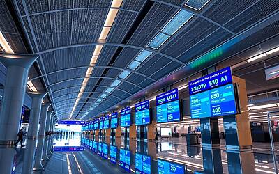 Delta Air Lines innovazione prezzi biglietti aerei con intelligenza artificiale avanzata e strategie dinamiche