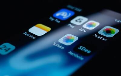 IOS 26 batteria e schermo: problemi comuni e come migliorare la leggibilità del dispositivo Apple