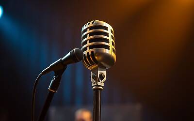 Rita De Crescenzo protagonista irresistibile nella decadenza culturale italiana secondo Francesca Fagnani