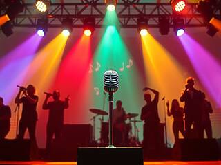 Sanremo 2026 canzoni in gara temi e significati delle nuove proposte musicali italiane