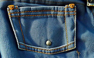 Taschino destro dei jeans: funzione nascosta, storia e motivi dei bottoni di metallo spiegati