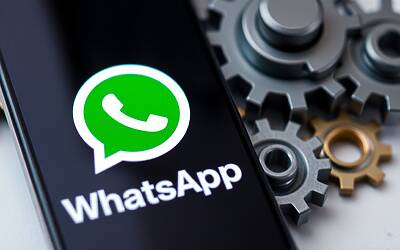 WhatsApp e AI Chatbot: Meta obbligata dall'Antitrust a rimuovere clausole anti-concorrenza