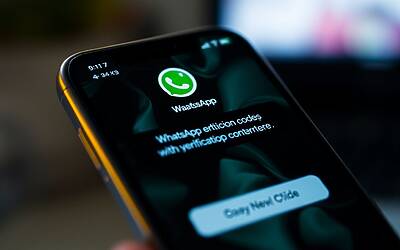 WhatsApp: truffa identità sempre più sofisticata in Italia e come difendersi subito