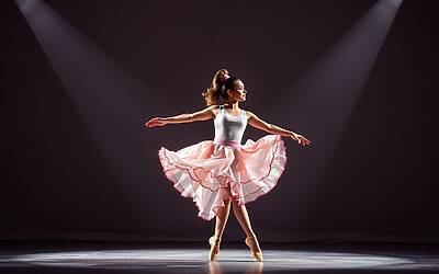 Amici 25, prime tensioni nello studio: indiscrezioni sui concorrenti in bilico e possibili eliminazioni