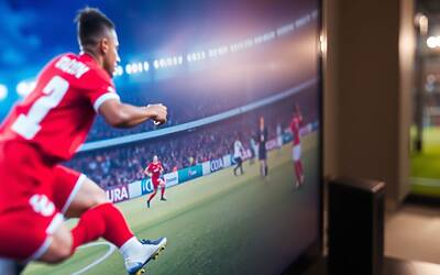 Codice misterioso sulla TV svelato: il significato nascosto che cambia tutto e nessuno ti ha detto