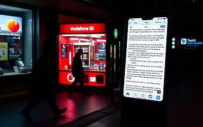 Disservizi rete mobile e internet: blackout improvvisi per clienti Tim Vodafone WindTre in molte città italiane