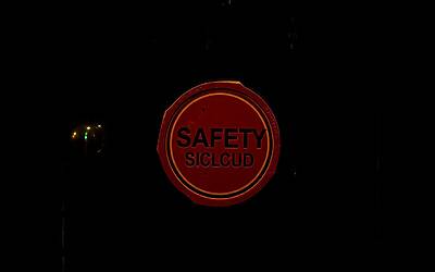 Effetto Crans-Montana scuote l’Italia: sigilli a locali iconici, chiuso anche lo storico Piper di Roma