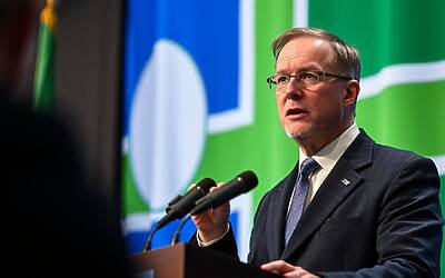 Groenlandia sfida Trump: il premier rompe il silenzio e pretende rispetto subito