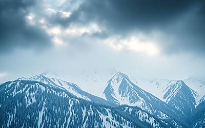 Maltempo travolge l’Italia, piogge e neve in arrivo: previsioni inquietanti, regioni più a rischio pronte all’emergenza