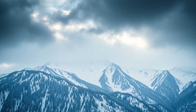 Maltempo travolge l’Italia, piogge e neve in arrivo: previsioni inquietanti, regioni più a rischio pronte all’emergenza