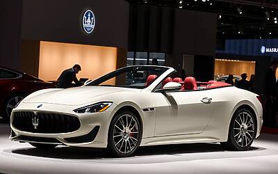 Maserati stupisce: Heritage e innovazione ridefiniscono il lusso al Brussels Motor Show
