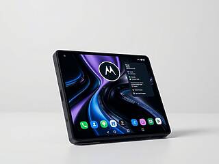 Motorola sfida Samsung con razr fold rivoluzionario che promette di cambiare il gioco dei pieghevoli