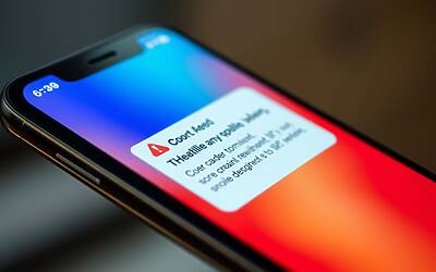 Notifiche push ingannevoli: il trucco del sito sbagliato che ti ruba attenzione e sicurezza