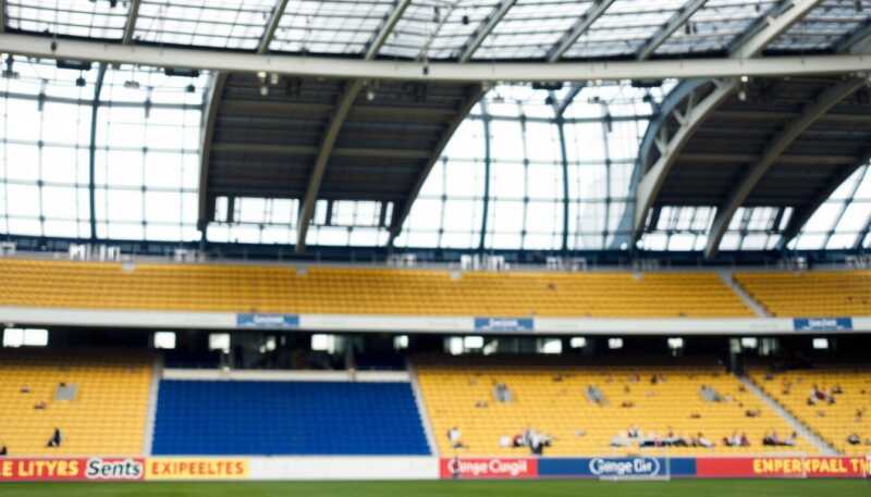 Sinner travolge Darderi nel derby italiano e conquista i quarti