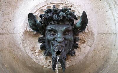 Striscia la Notizia rivoluziona il palinsesto: il nuovo orario che non ti aspetti sconvolge la prima serata