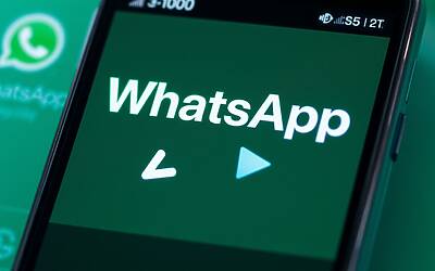 WhatsApp lancia abbonamento senza pubblicità: quanto costa e cosa offre