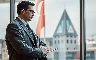 Ex legale di Andrea accusa 007 massonico e alimenta nuovo caso