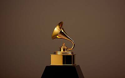 Grammy accesi da frecciate contro Nicki Minaj e contestazioni all’immigrazione