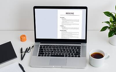 Intelligenza artificiale per un curriculum efficace e più colloqui di lavoro