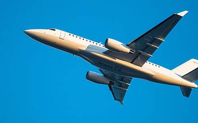 Leonardo cresce nei ricavi e riduce il debito verso quota miliardo