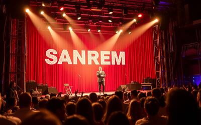 Paolo Bonolis elogia Pucci e Povia e apre al ritorno a Sanremo