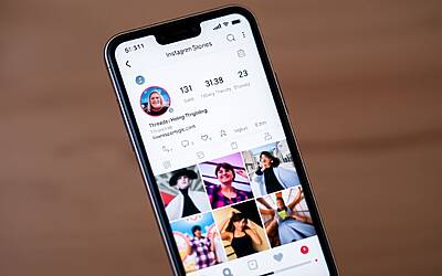 Threads integra la condivisione immediata dei post nelle Storie Instagram
