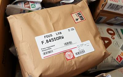 Unione Europea impone nuove strette su Shein e Temu