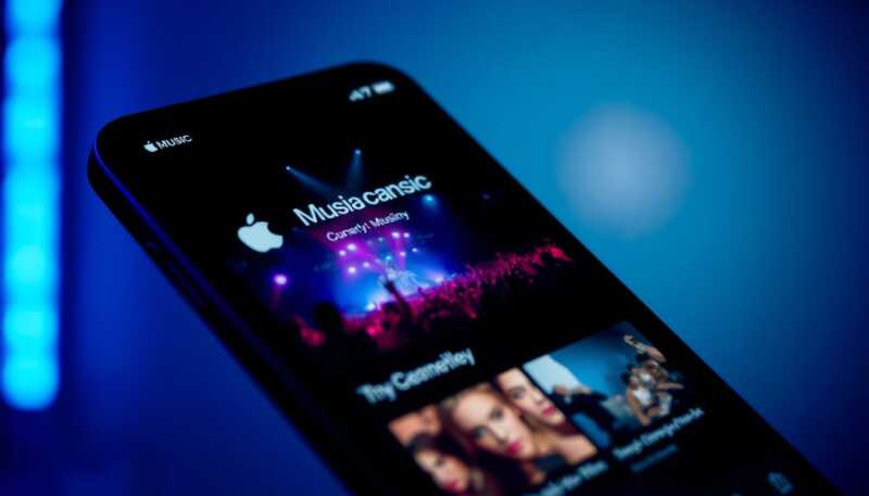 Apple iOS 26.4 in arrivo: tre nuove funzioni chiave che migliorano sicurezza, messaggi e salute digitale