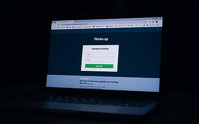 Corte UE impone rimborsi rapidi ai correntisti truffati con phishing