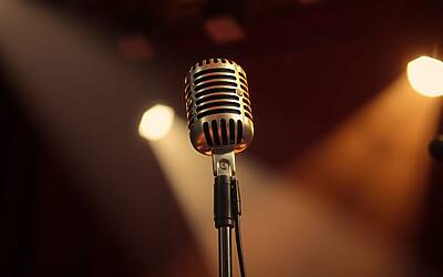 Eros Ramazzotti critica l’arrangiamento rétro del brano di Sal Da Vinci