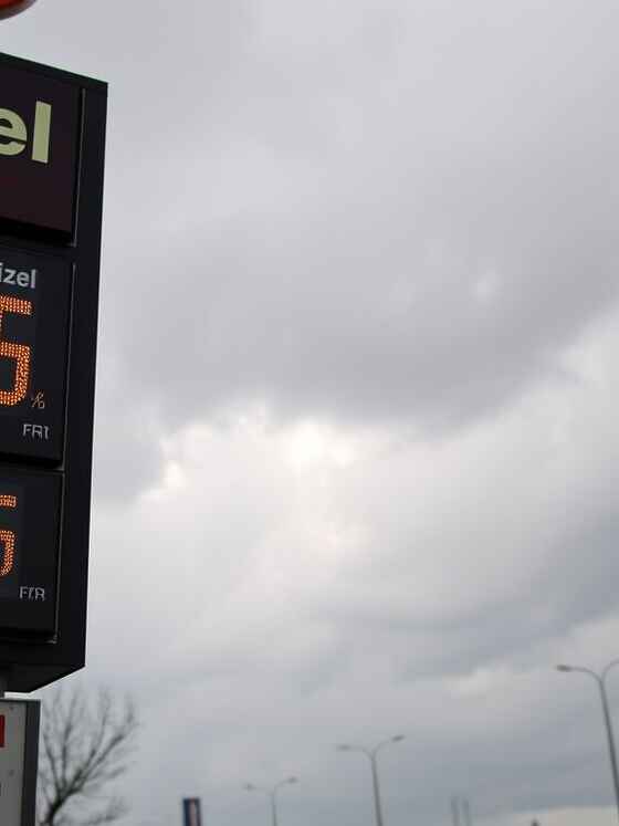 Governo evita interventi sulle accise e il prezzo del gasolio in autostrada sfiora 2,6 euro