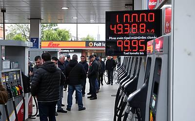 Governo interviene sui carburanti e chiede ad Arera trasparenza sul gas