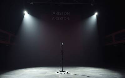 Iva Zanicchi critica Pucci a Sanremo per frase contro la destra