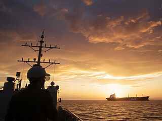 Meloni Starmer Merz guidano iniziativa italiana per difendere lo Stretto di Hormuz e la libera navigazione